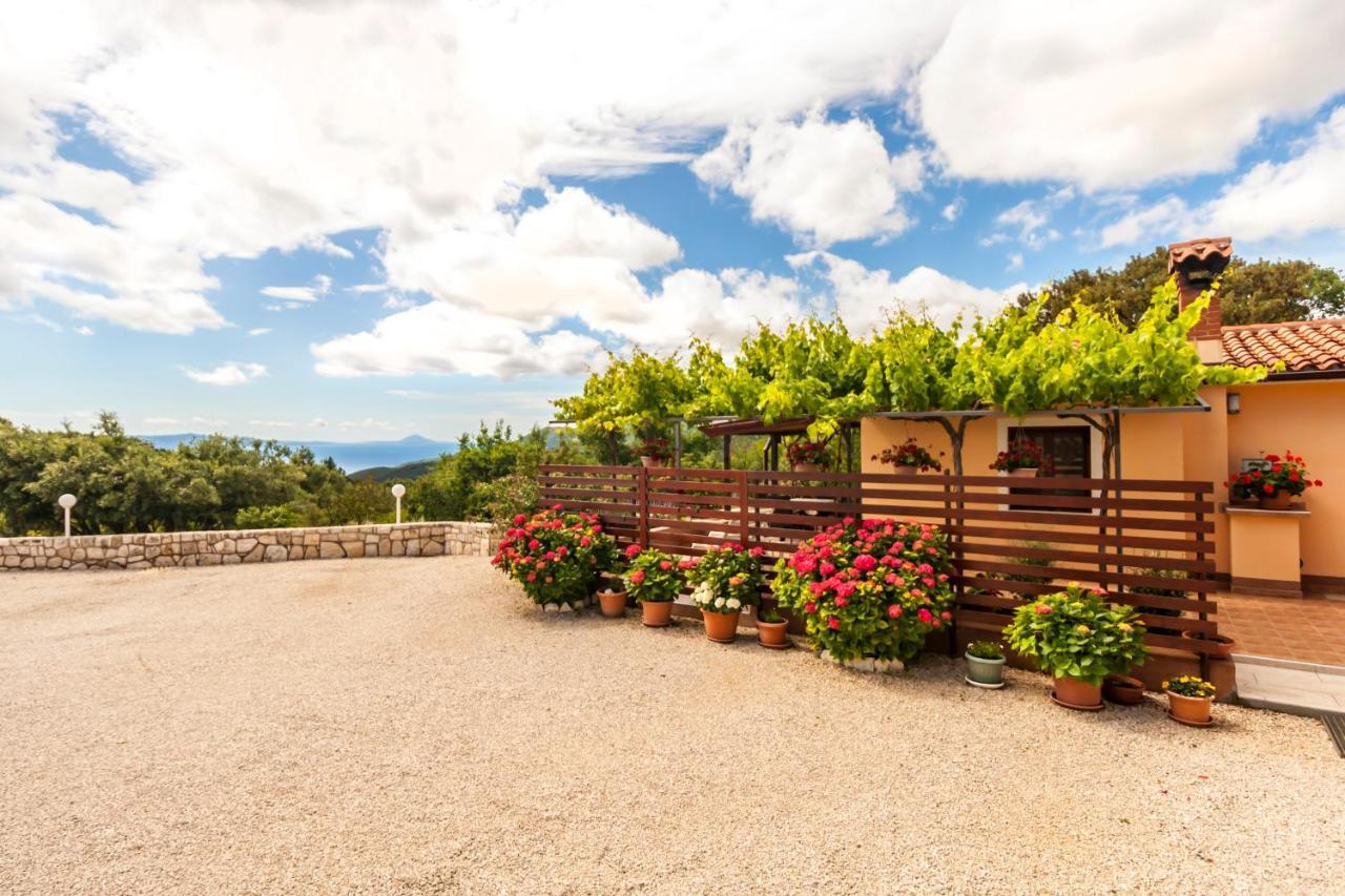 Holiday Home Lana Labin  Esterno foto