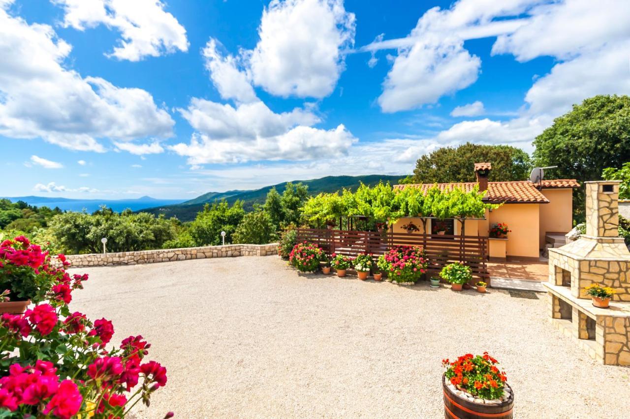 Holiday Home Lana Labin  Esterno foto