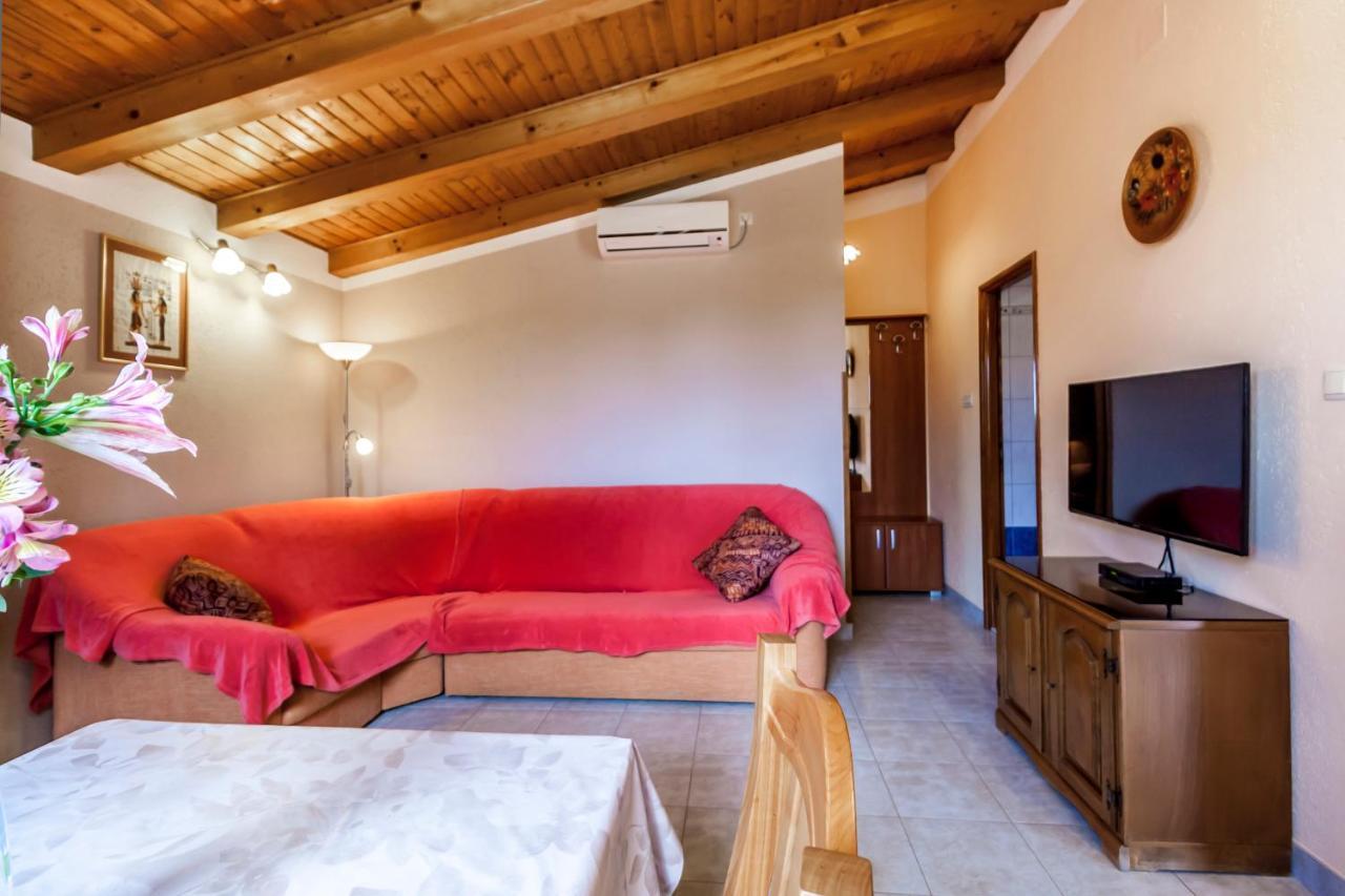 Holiday Home Lana Labin  Esterno foto